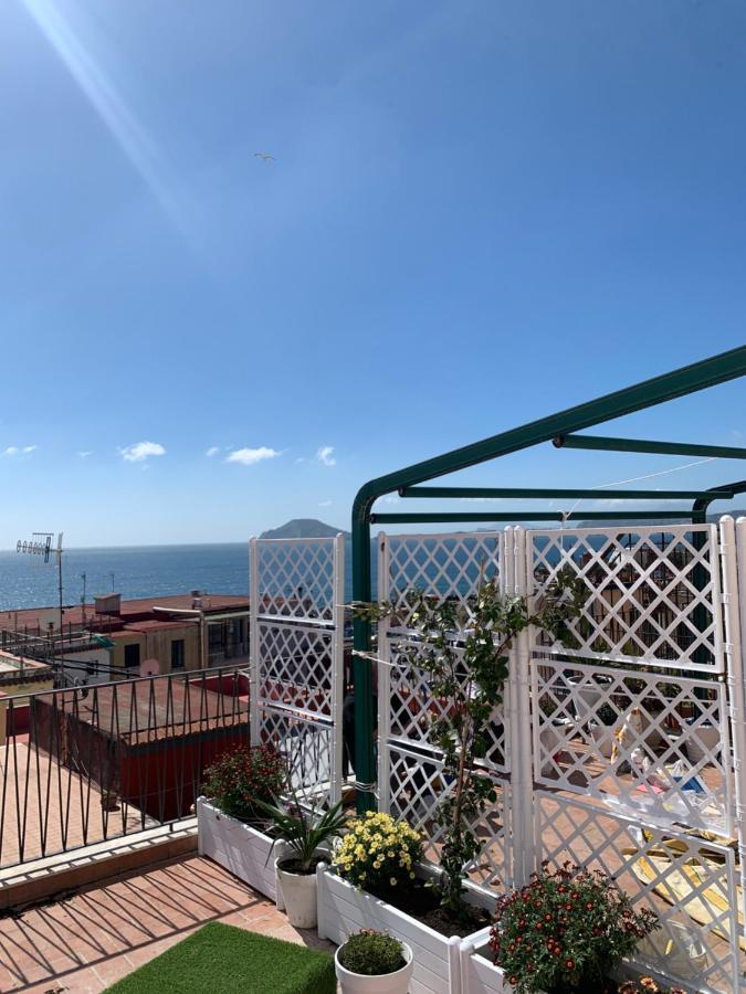 B&B La Dimora Di Nonno Lucio Pozzuoli Exterior foto