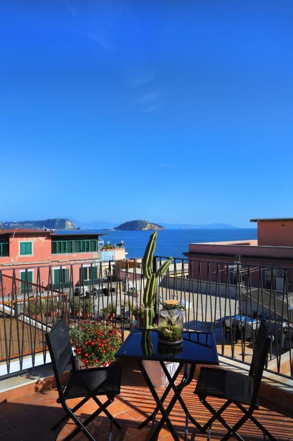 B&B La Dimora Di Nonno Lucio Pozzuoli Exterior foto